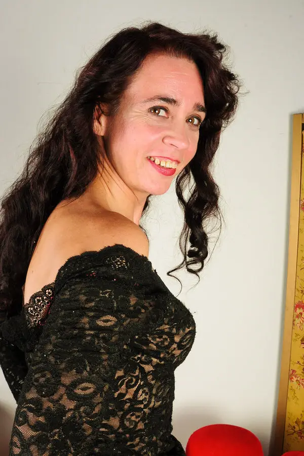Isabelle (Grundschullehrerin) mag blasen